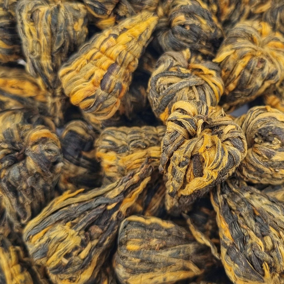 Ми Сян Бао Та Дянь Хун (Т)