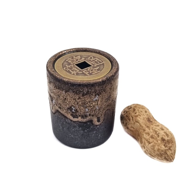 Подставка позолоченная глазурь